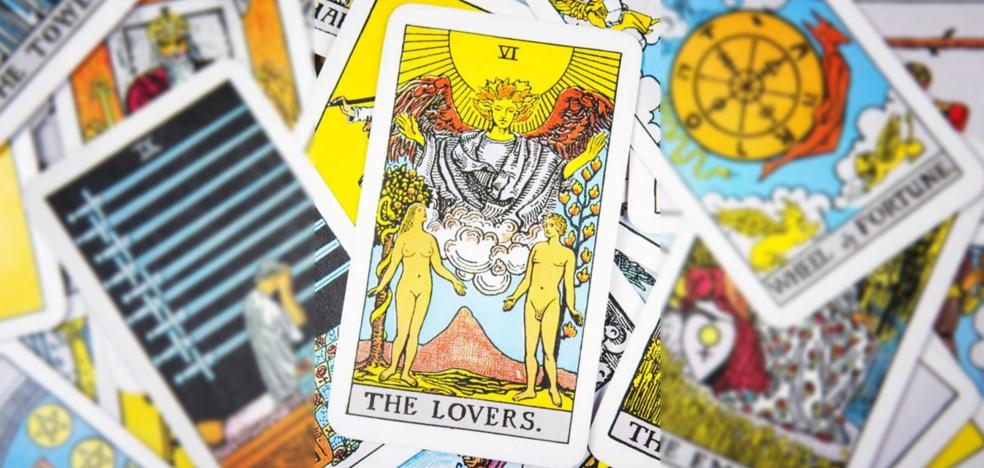 LOS AMANTES DEL TAROT