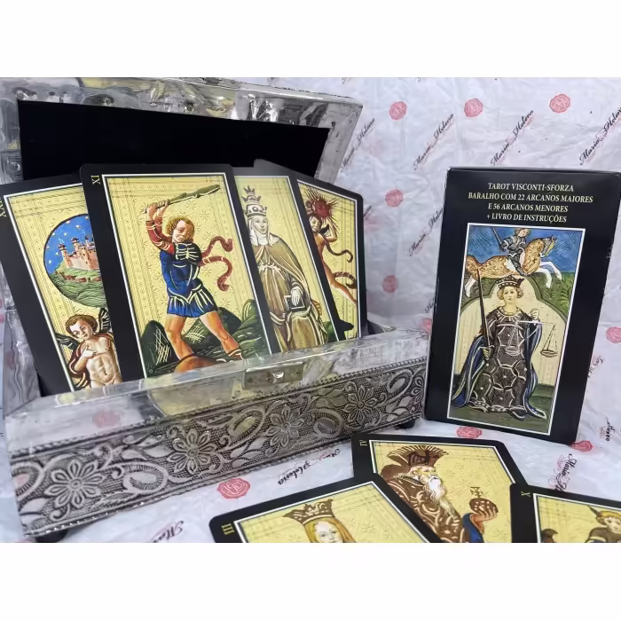La apasionante historia del Tarot