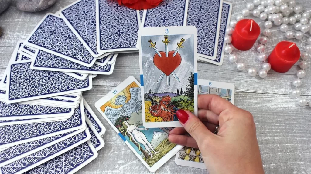 Tarot ¿cómo saber si mi pareja me engaña?
