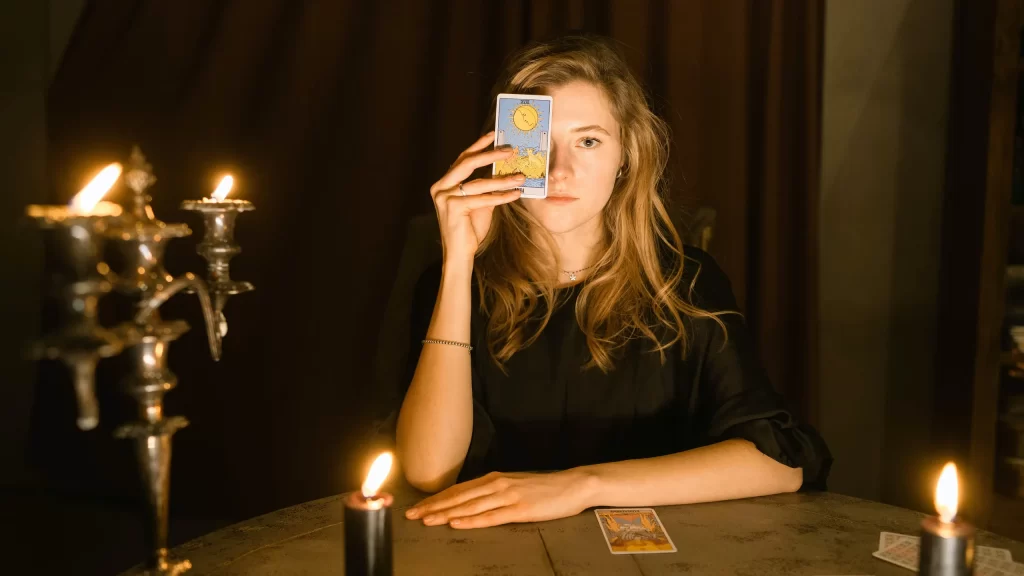 Qué es el Tarot y Cómo Funciona